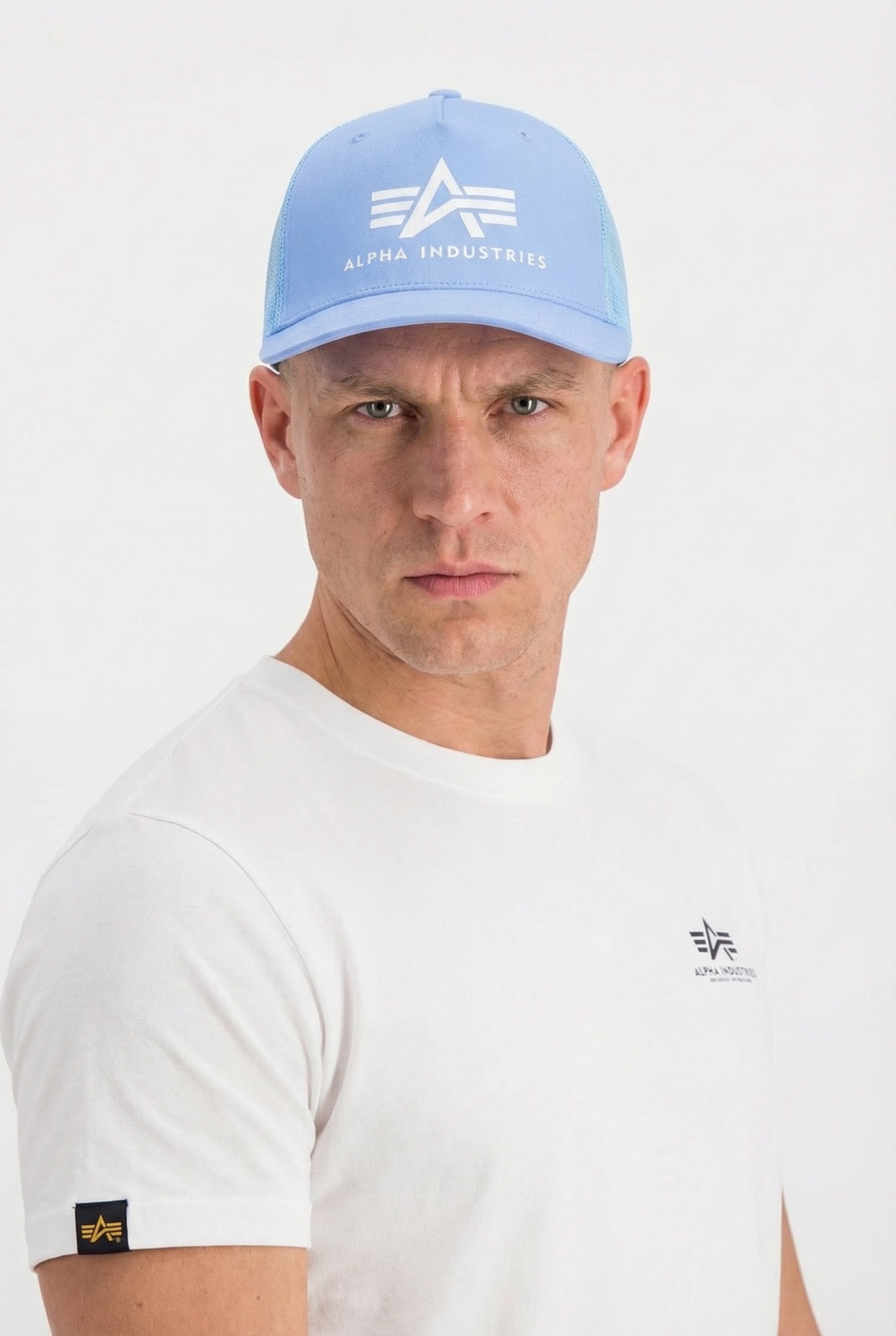 Kšiltovka Basic Trucker Cap light blue