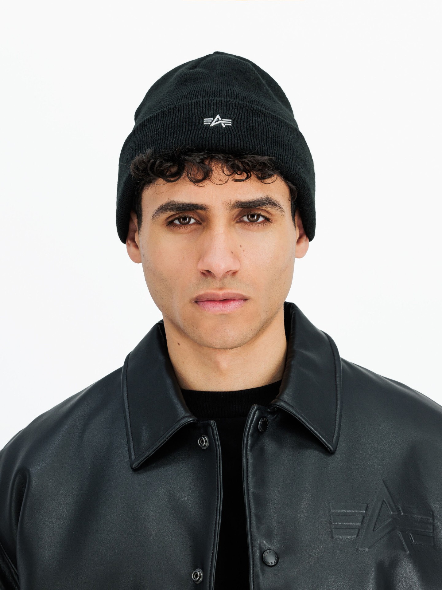 Čepice Metal Logo Beanie black