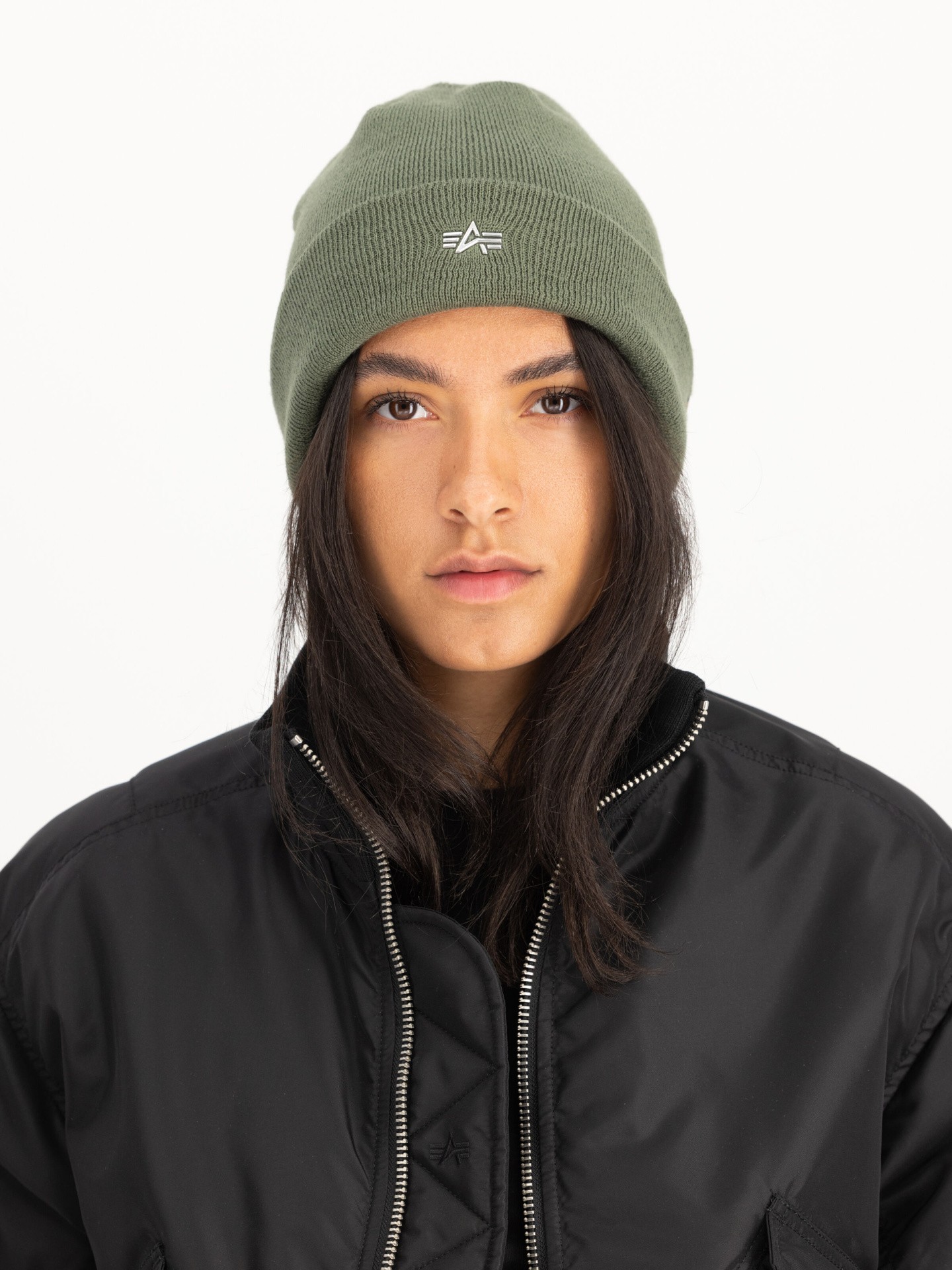 Čepice Metal Logo Beanie sage green
